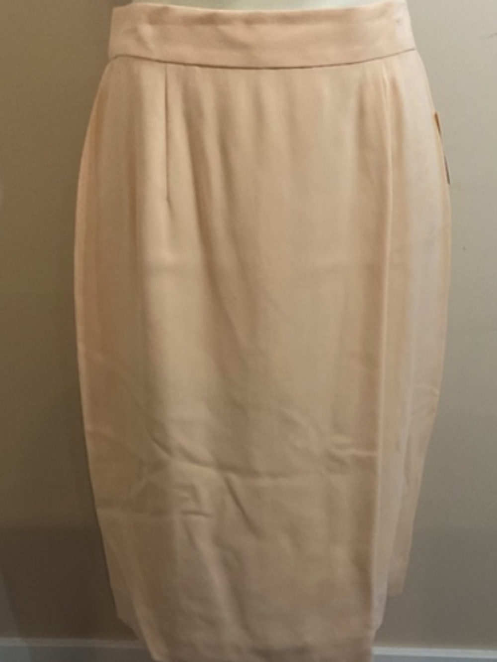 Dana Buchman Mid Length Skirt